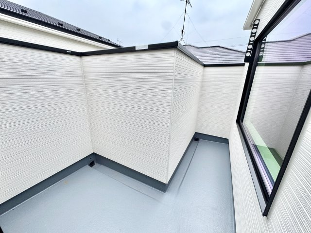 船橋市飯山満町２丁目４１９②のバルコニー|建築施工例