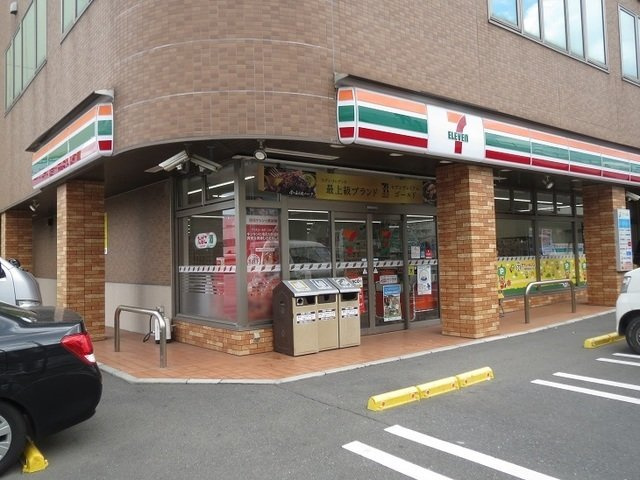 スモールウッズタウンＭＡＫＩの周辺|セブンイレブンまで650m