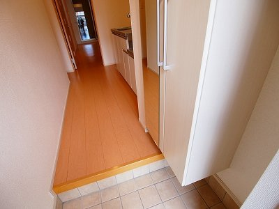 スモールウッズタウンＭＡＫＩの玄関