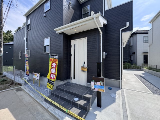 松戸市栗ヶ沢新築戸建【栗ヶ沢小学校:10分】のエントランス|エントランス・玄関ポーチ