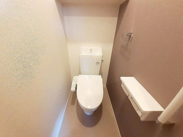 ティーダ水巻　Ｂのトイレ