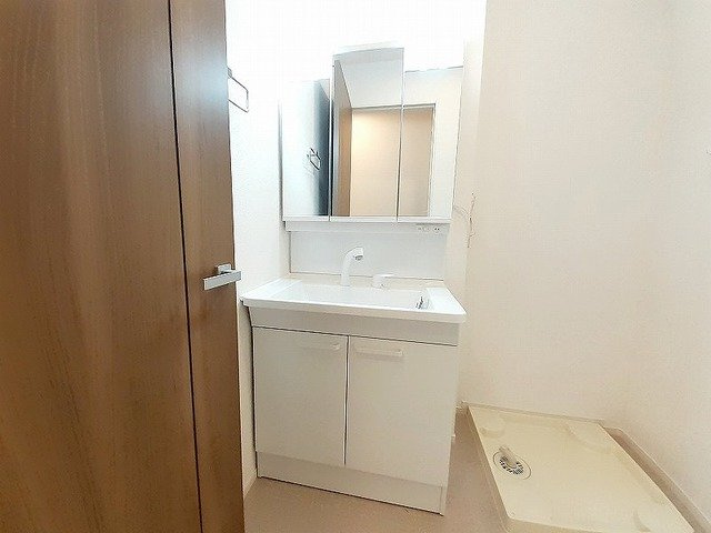 ティーダ水巻　Ｂの洗面所