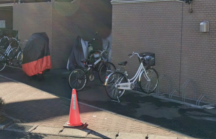 富士見市上沢マンションの駐車場