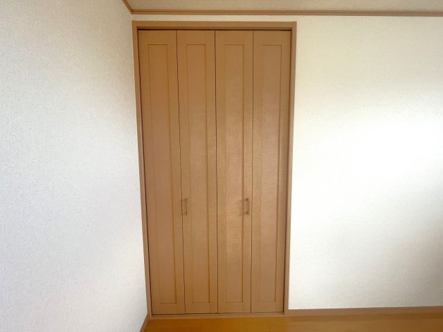 阿部邸　のその他|2F収納