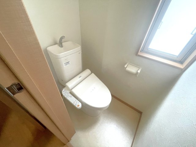 阿部邸　のトイレ