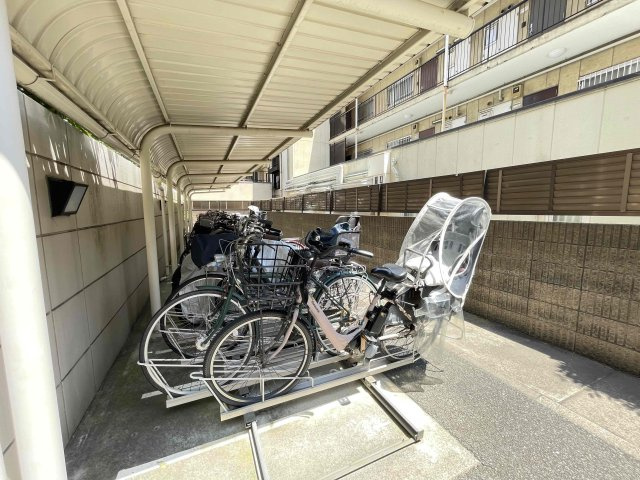 サンクタス大島の駐輪場