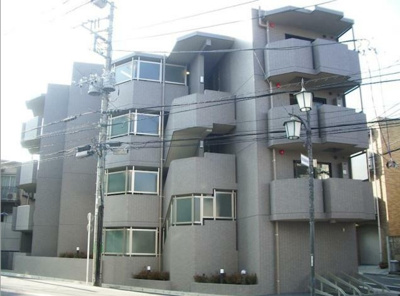 【外観】 | ルーブル中野富士見町参番館 | 鉄筋コンクリート造のがっちりとした建物。
