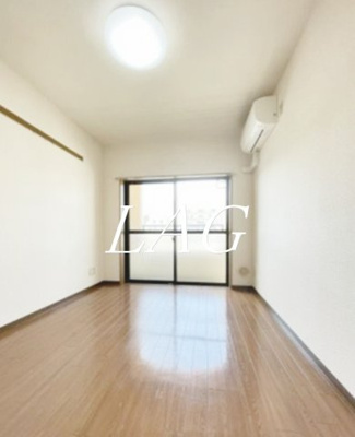 【居間・リビング】 | ＬＵＮＡ | 洋室のお部屋です。