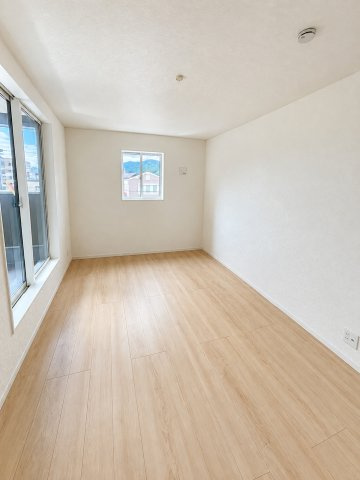 売新築戸建　静岡市葵区岳美の洋室