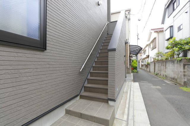 アルブル小岩のエントランス