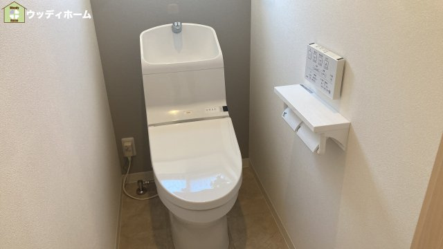 川口市辻　中古一戸建てのトイレ