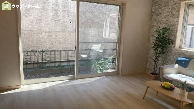 川口市辻　中古一戸建ての居間・リビング