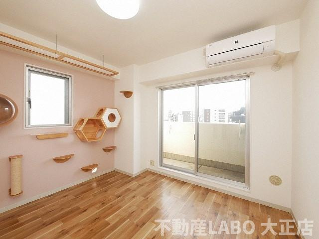 シェモア桜川の居間・リビング