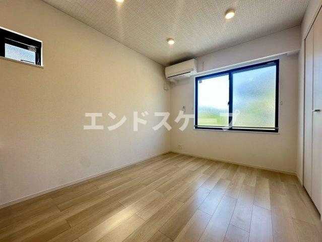 ラ　ペ　フランⅠの洋室|高崎、前橋のお部屋探しはエンドスケープまで！お客様の理想お聞かせ下さい♪