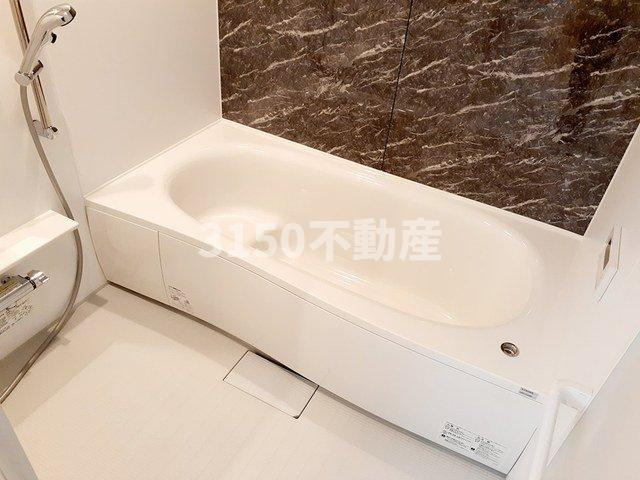 フェリーチェの浴室|落ち着いた空間のお風呂です