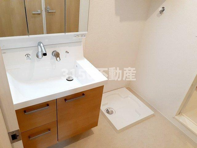 フェリーチェの洗面所|脱衣スペースもあります