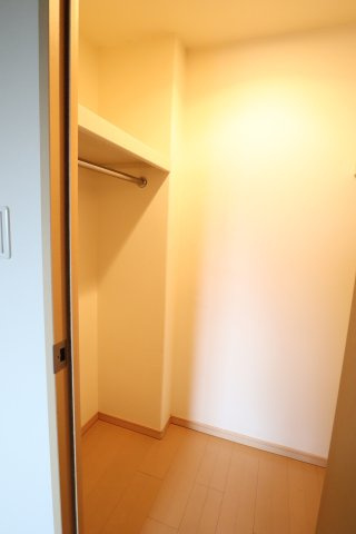 アルファステイツ垂水高丸の収納|収納力が高く、収納家具を減らし居住空間を広く使えます。