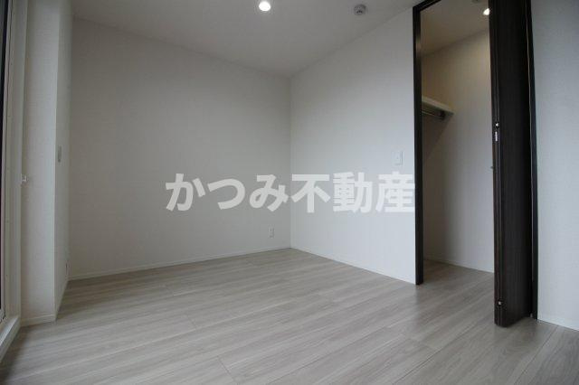 【寝室】 | トリアングル | 他号室参考写真