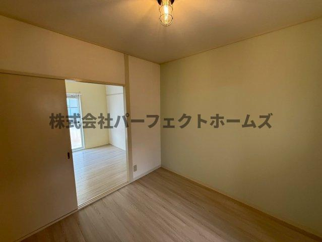 ブルースカイハイツ田井の洋室|ゆったりした洋室です