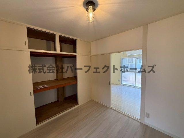 ブルースカイハイツ田井の洋室|個人の部屋や寝室として使える洋室です