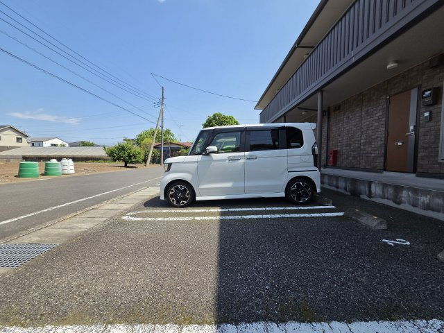 ヴェルデュールⅡの駐車場