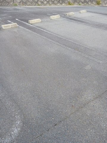 ディアコートの駐車場