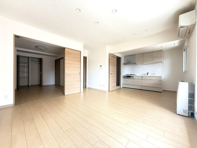 メゾンドルチェ北25条の居間・リビング