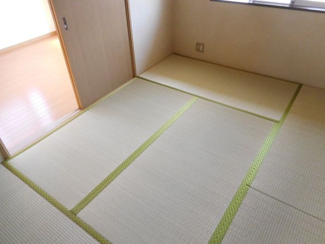 エステートピア五百住の寝室