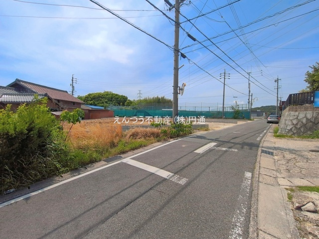 ファーストタウン大塚町の前面道路含む現地写真