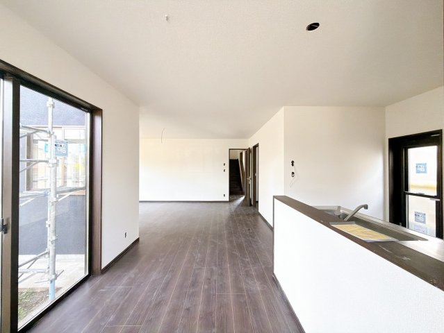 【居間・リビング】 | 伊勢崎市八坂町　中古住宅