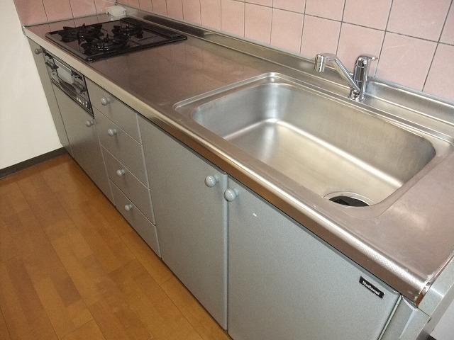 プロスペクト浦和常盤のキッチン