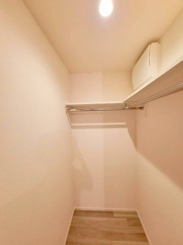 ヘーベルメゾン目黒本町Centralの収納|★ウォークインクローゼット★