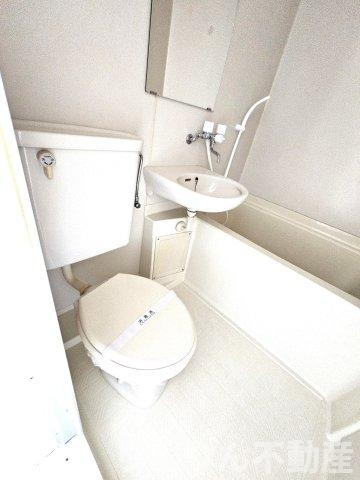 【トイレ】 | アーバンコート徳島 | 落ち着いたトイレです