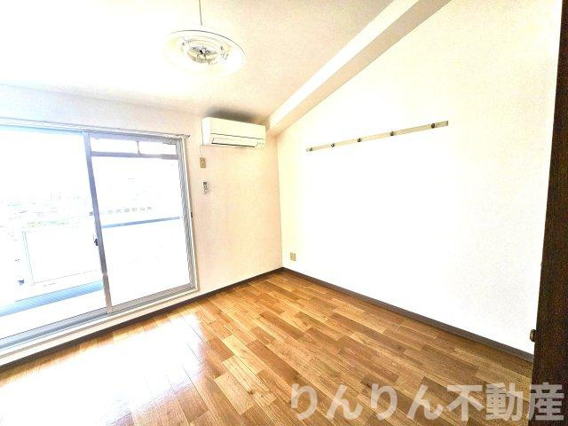 【洋室】 | アーバンコート徳島 | コンパクトで使いやすい洋室です