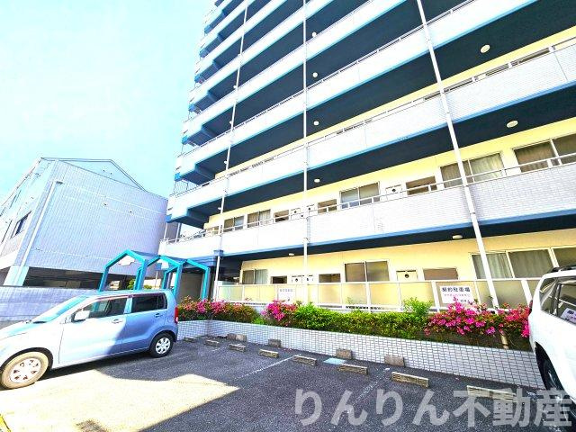 【駐車場】 | アーバンコート徳島 | 車をお持ちの方に嬉しい駐車場付きの物件です