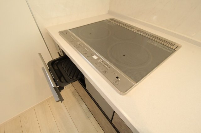 南国市大そねⅥ　2号棟　新築戸建（全5区画）のキッチン|ＩＨクッキングヒ－タ－
