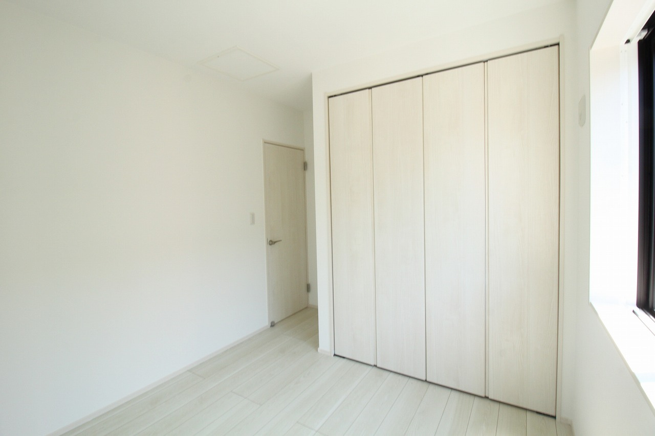 南国市大そねⅥ　2号棟　新築戸建（全5区画）の洋室|2Ｆ　南の部屋　5.0帖