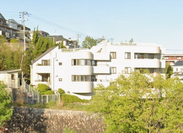パレロワイヤル岡本の外観|静かで緑豊かな住宅地です。

