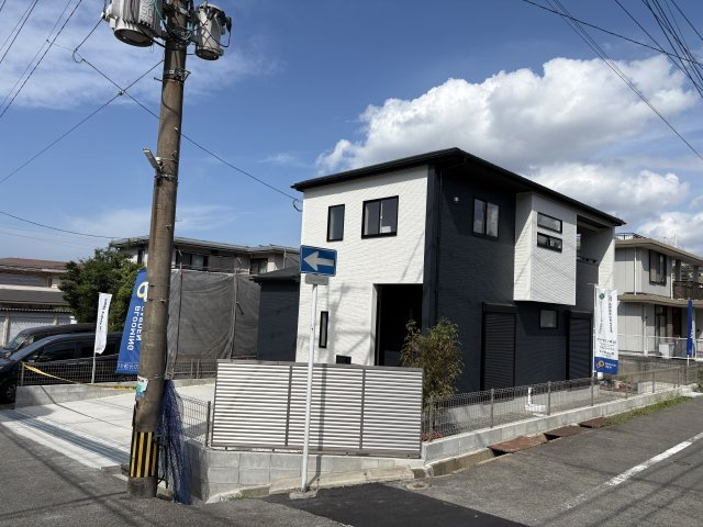 ブルーミングガーデン 北九州市若松区小糸町の外観|落ち着いたデザインが魅力の外観です。