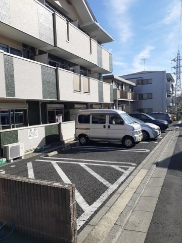 モダン・サニー・レジデンスの駐車場|駐車場です