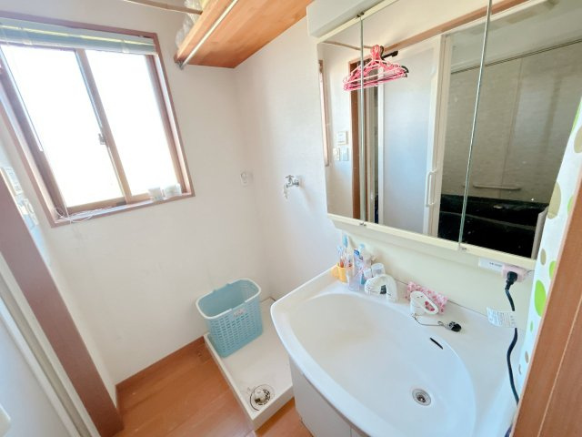 いわき市四倉町上仁井田 中古住宅 陽当たり良好 4LDK 不動産プラスの洗面所|洗面所です。荷物撤去とハウスクリーニングを行います。帰ってきたらすぐ「うがい手洗い」の習慣を。毎日の習慣が風邪予防にもつながります。
