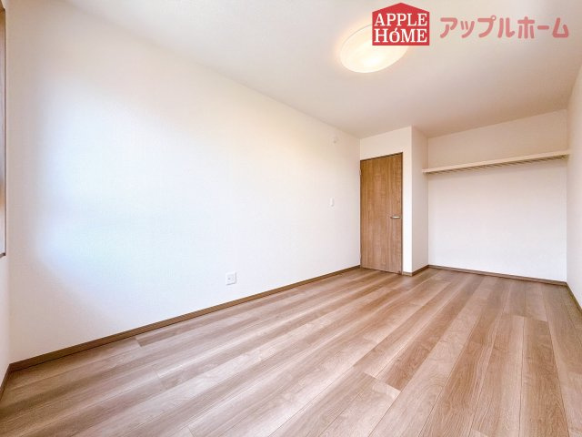 [新築住宅] 深谷市上野台 第59期 全3棟の洋室|２階居室は全室収納あり！たっぷりある収納活用でお部屋もキレイを保てます♪