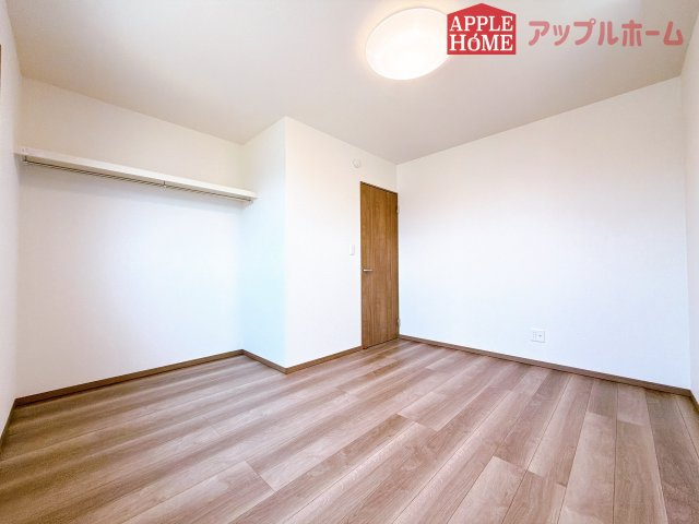 [新築住宅] 深谷市上野台 第59期 全3棟の洋室|２階居室は全室収納あり！たっぷりある収納活用でお部屋もキレイを保てます♪