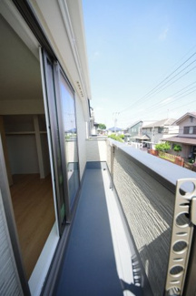 【バルコニー】 | 【仲介手数料無料！！】日野市東平山2丁目　新築戸建て（全2棟）1号棟　4480万円