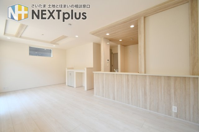 上尾市本町５丁目　全4棟　2号棟の居間・リビング