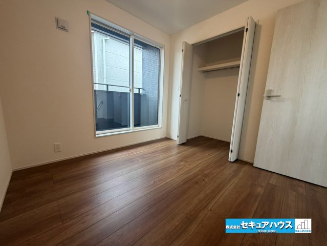 【本日ご案内可能】東海市加木屋町鎌吉良根　全2棟の洋室|【洋室】
◆お子様のお部屋や主寝室、来客時の宿泊室、趣味のお部屋としてもご利用いただけます♪