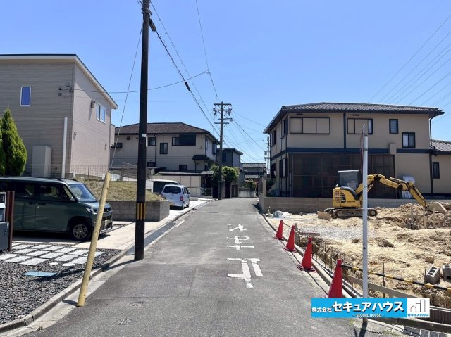 【同施工物件ご案内可能】東海市加木屋町鎌吉良根　全2棟の前面道路含む現地写真|事前予約にて現地ご見学いただけます！お気軽にお問い合わせください♪
■株式会社　セキュアハウス■
住宅ローンに強く、知識、経験豊富なスタッフ在籍
お客様に寄り添い、ご成約後もサポート致します。