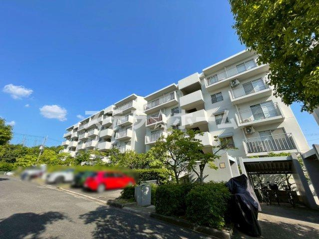 千里緑丘住宅14号棟