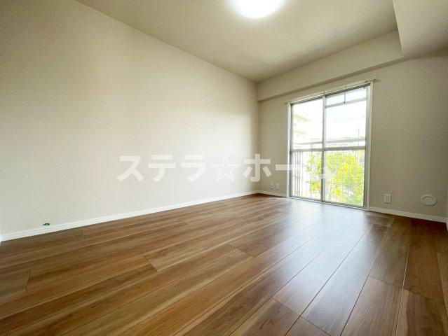 千里緑丘住宅14号棟の洋室|個人の部屋や寝室として使える洋室です