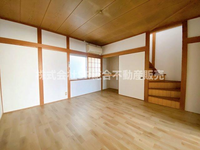 横小路町1丁目中古戸建の洋室|広々とした洋室です！